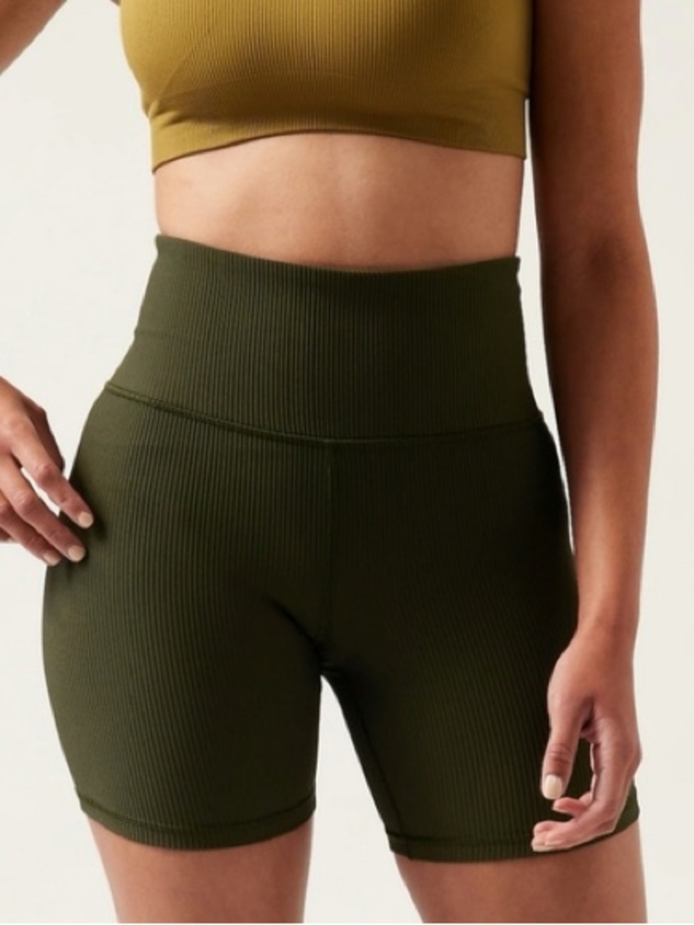 ATHLETA OLIVE GREEN RIBBED BIKE SHORTS L
